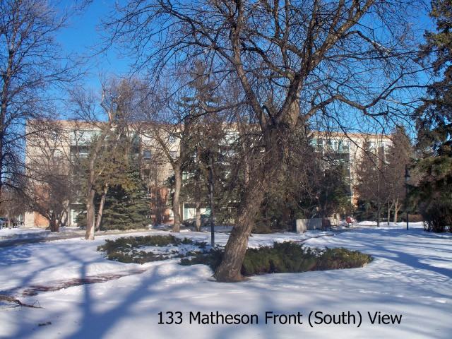 133 Matheson (55+ non-smoking) - Photo 5 of 7