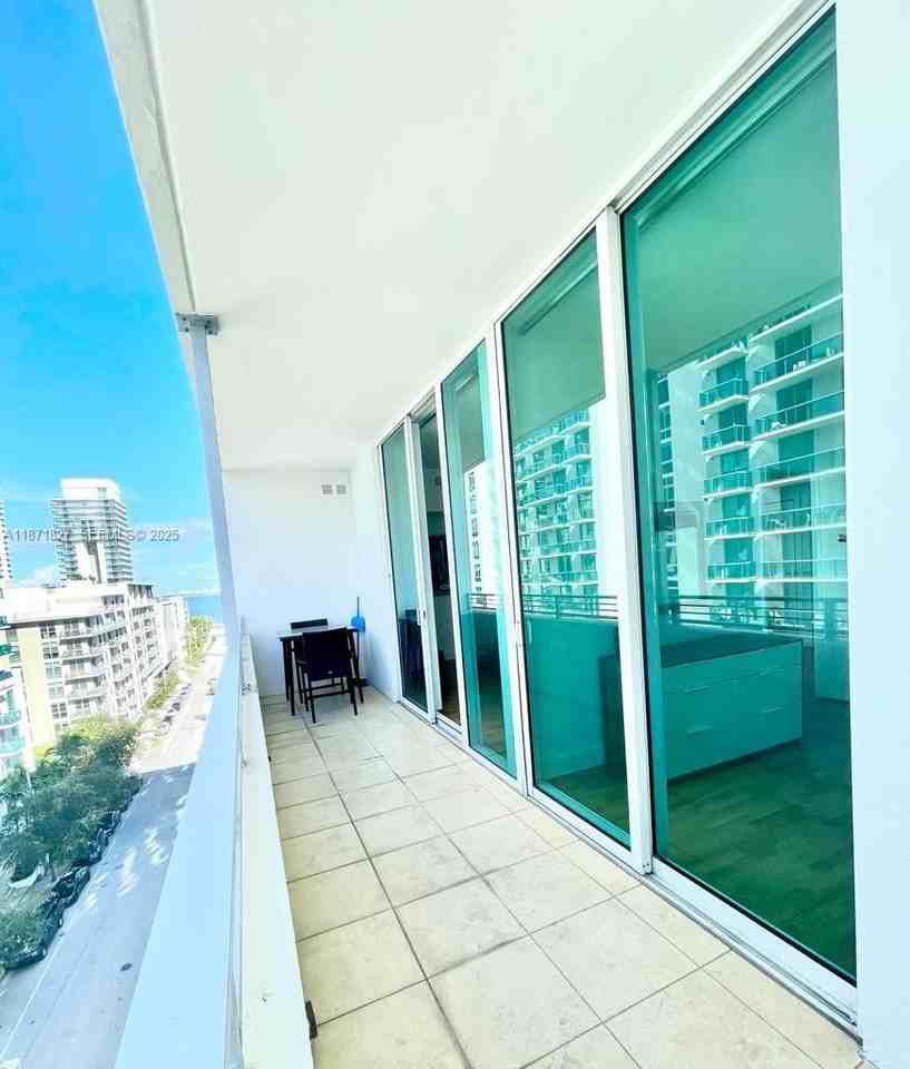 350 Northeast 24th Street #709 - Photo 7 of 15