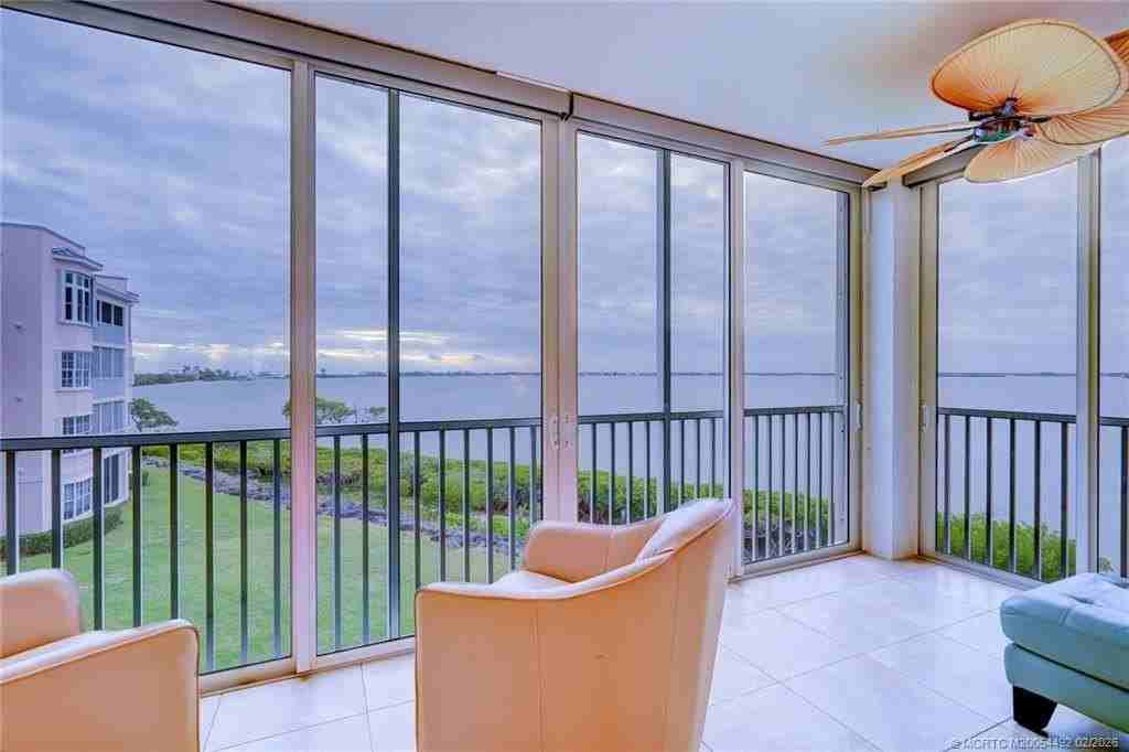 5750 Ne Island Cove Way Apt 3302 #3302 - Photo 2 of 50