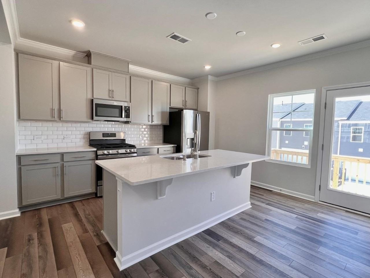 1975 Yellow Bloom Trl - Photo 4 of 20