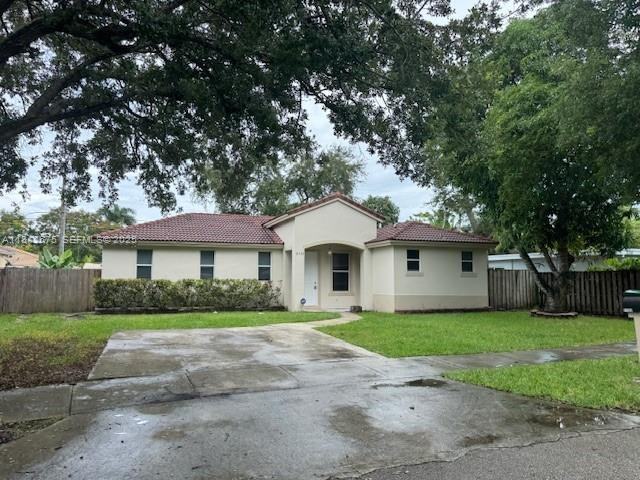 21733 Ingraham Avenue Road #21733 - Photo 3 of 23