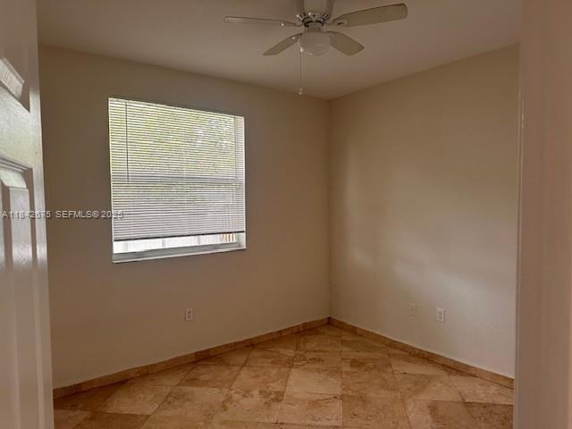 21733 Ingraham Avenue Road #21733 - Photo 6 of 23