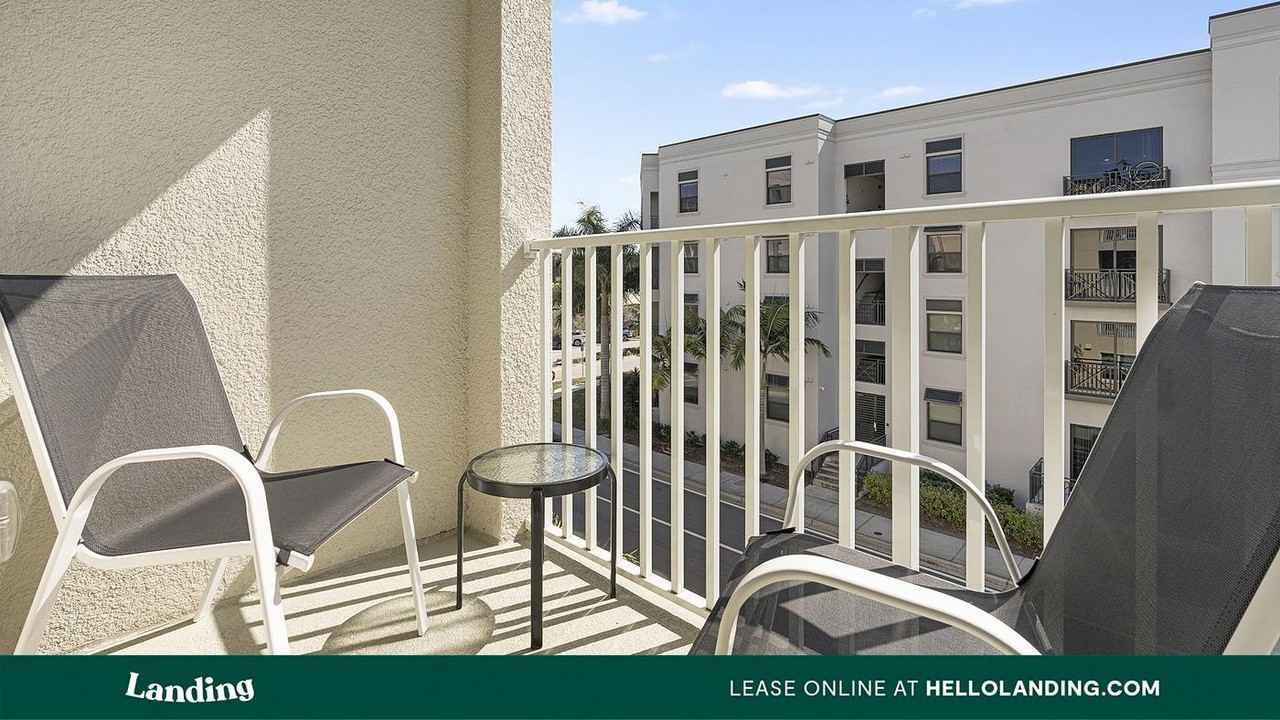 2220 West First Street - Photo 5 of 50