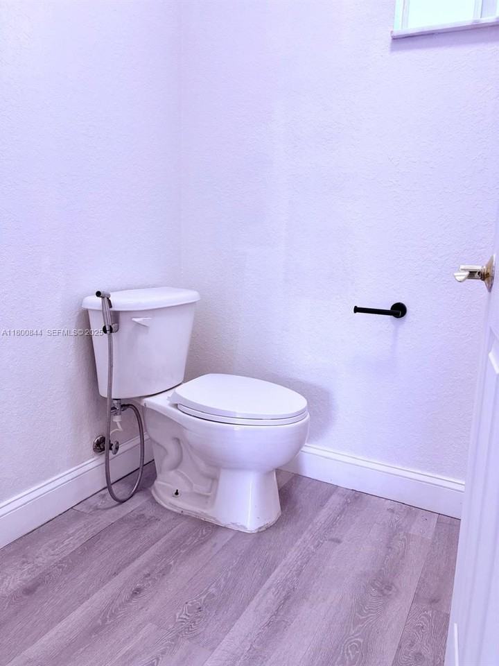 11416 Northwest 93rd Court #3 - Photo 4 of 19