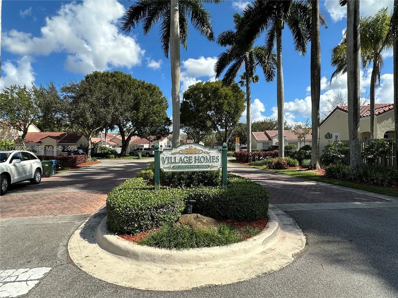 1480 Springside Drive #1480 - Photo 4 of 4