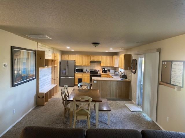 218 E Roselake Dr - Photo 4 of 20