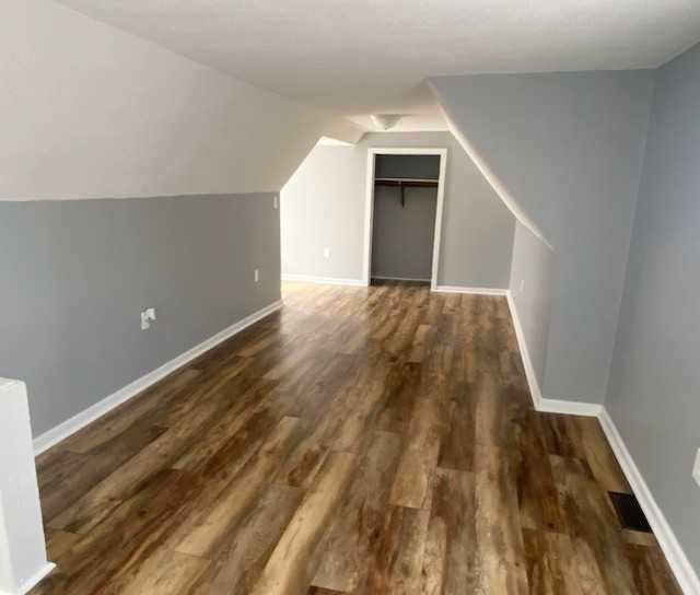 1103 N 8th St #5 - Photo 3 of 10