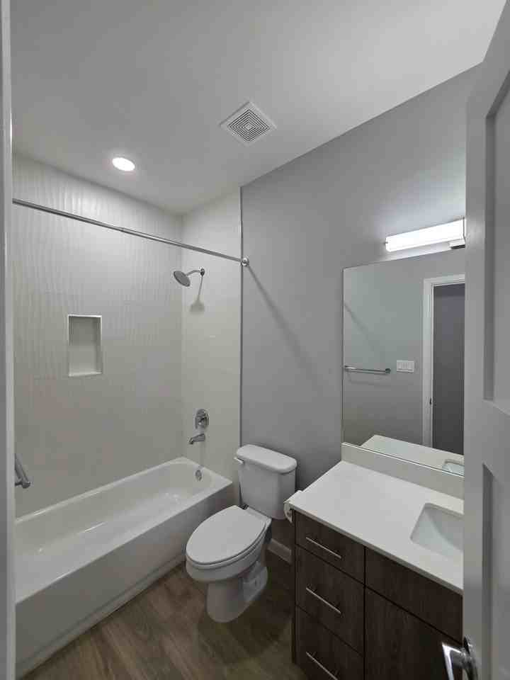 2604 Mockingbird Rd #4 - Photo 6 of 13