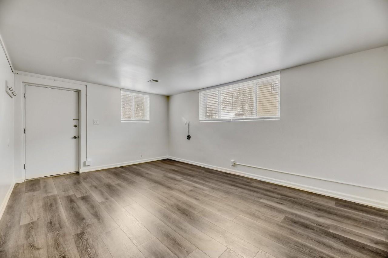 1890 S Garfield St #1890 - Photo 4 of 28