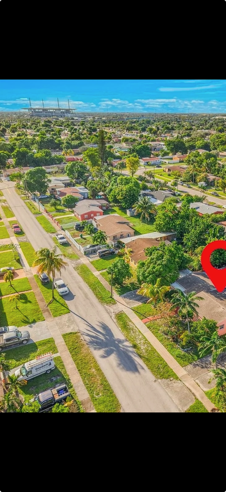 1041 Nw 196th Ter - Photo 3 of 10