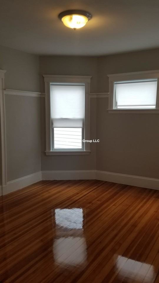 19 Roseclair St #3 - Photo 3 of 15