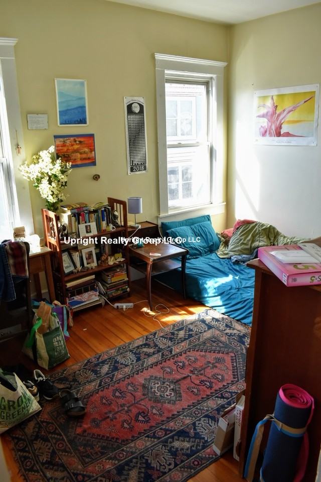 19 Roseclair St #3 - Photo 5 of 15