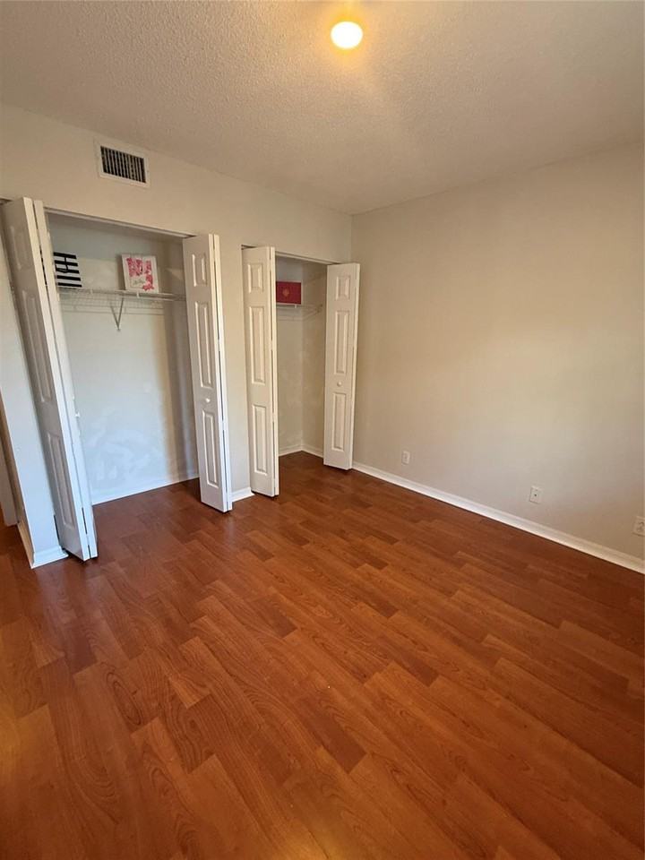 3797 San Simeon Cir #3797 - Photo 5 of 12