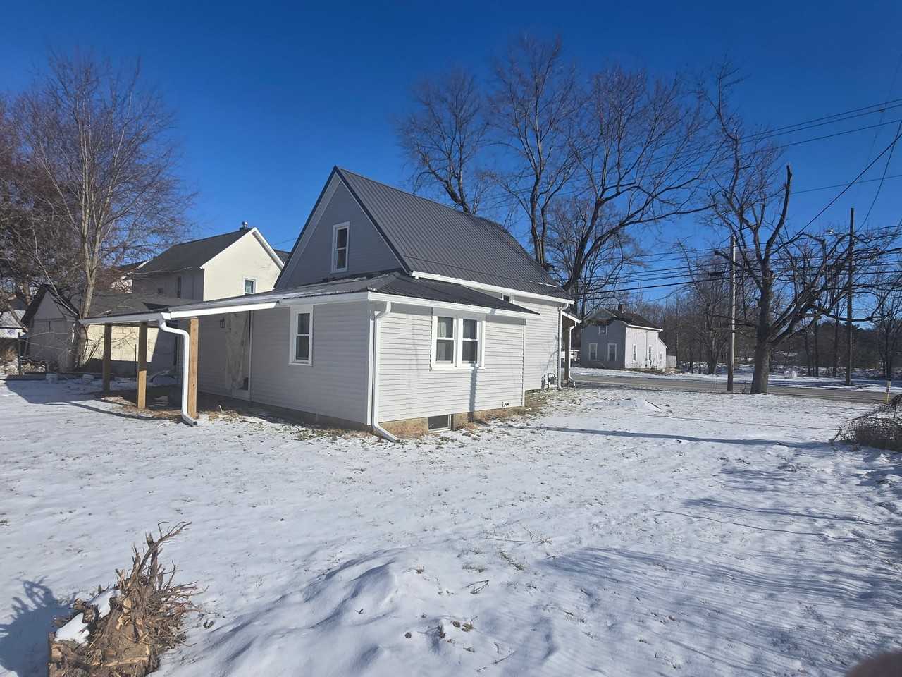 106 Columbus Rd - Photo 6 of 6