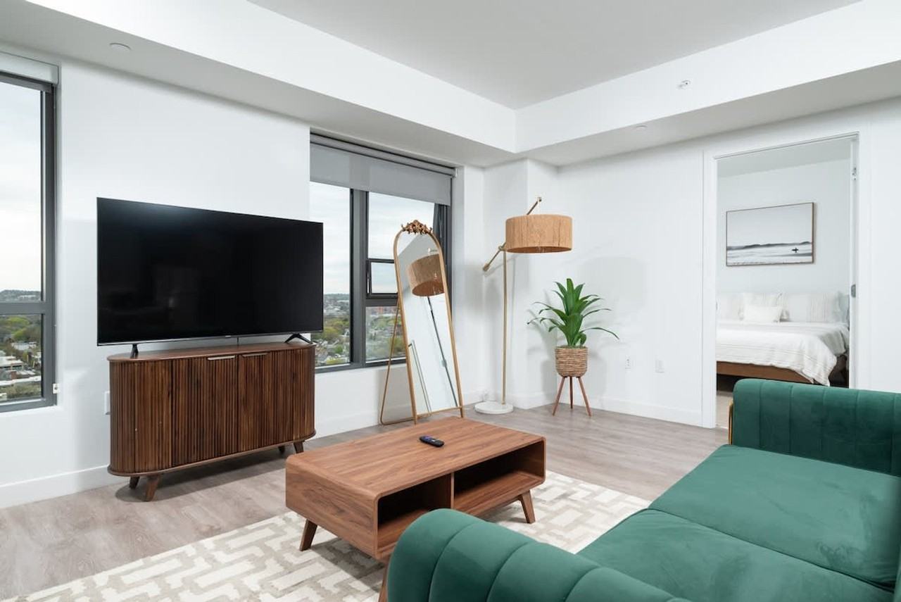 56 Beach St #1342420P - Photo 3 of 41