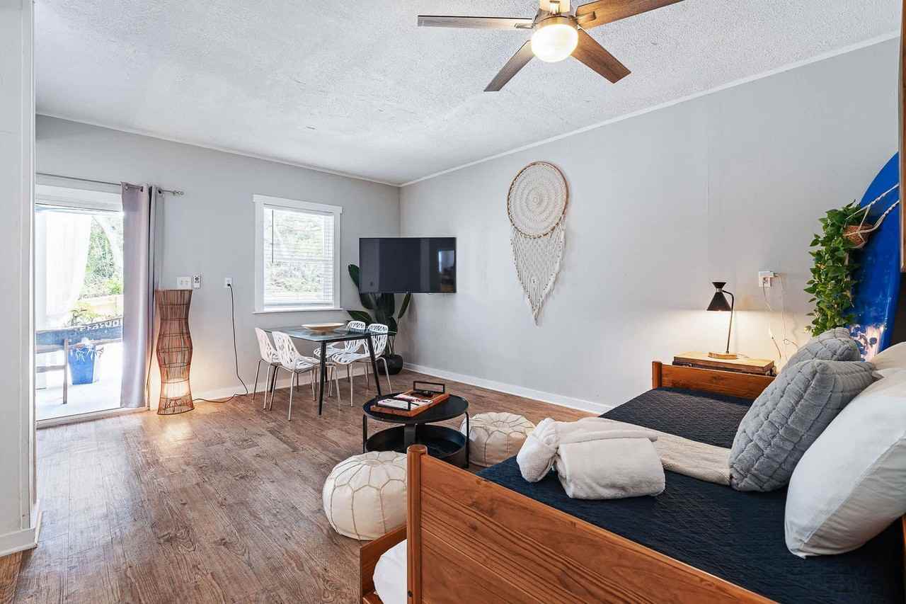 120 Sherwood Ave #1281951P - Photo 6 of 50