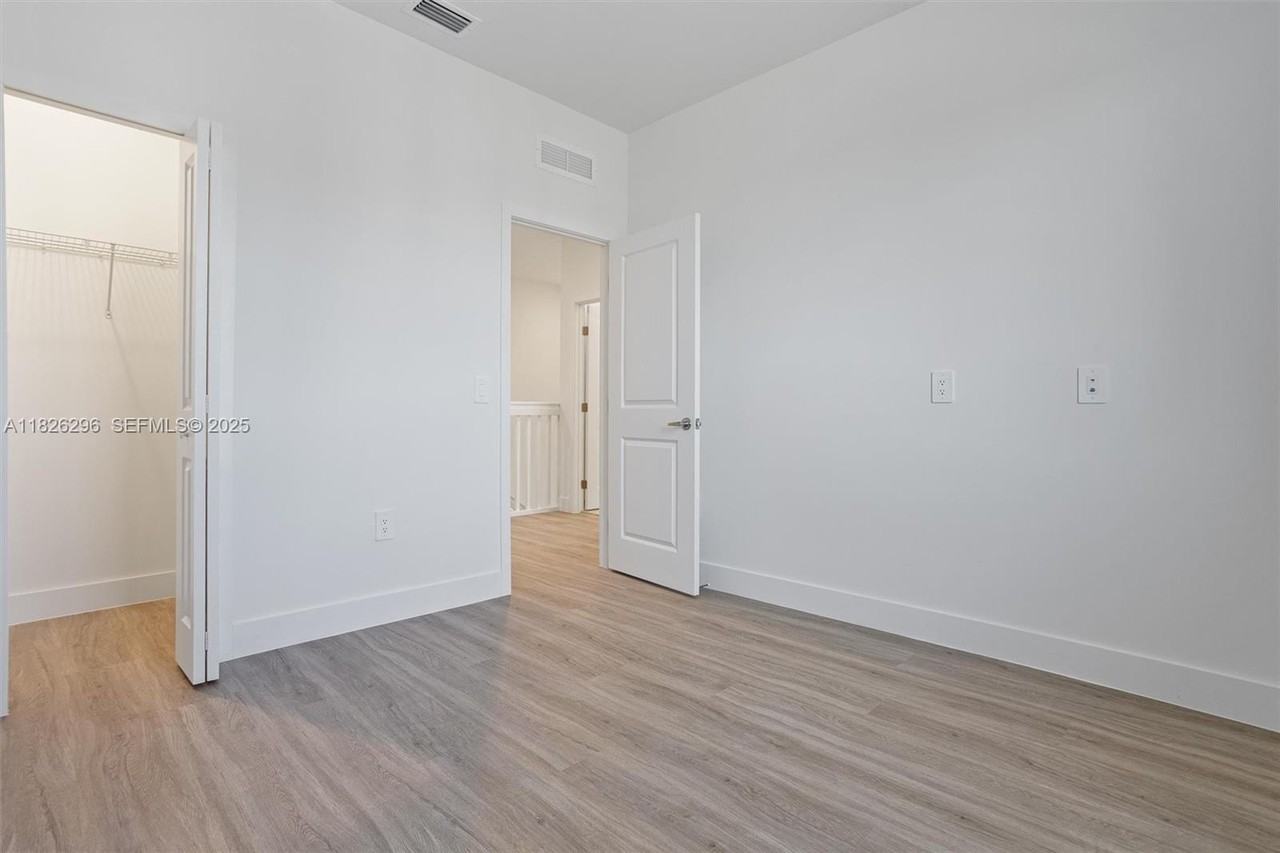 34417 Southwest 189th Court #3 - Photo 5 of 30