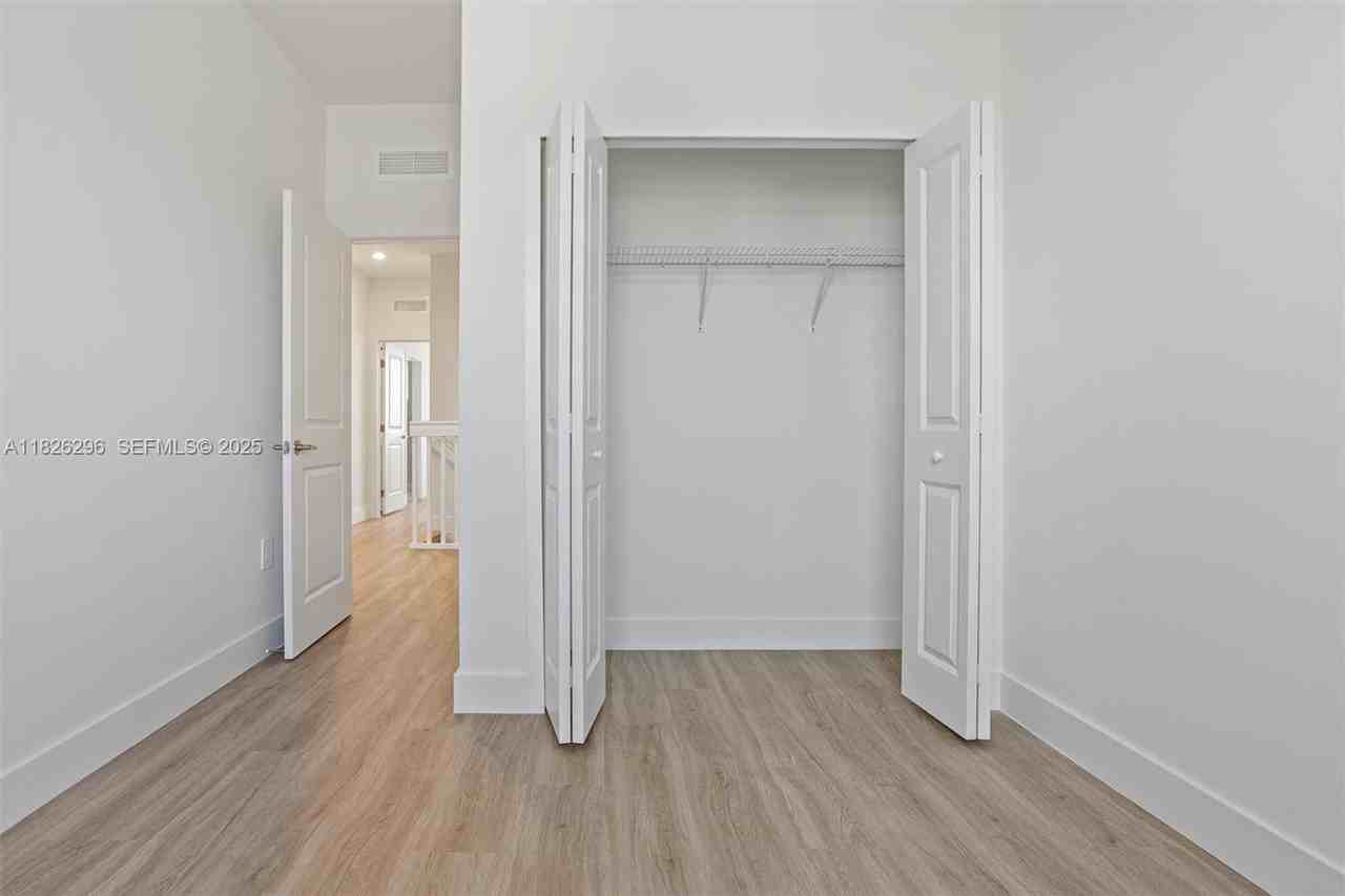 34417 Southwest 189th Court #3 - Photo 7 of 30