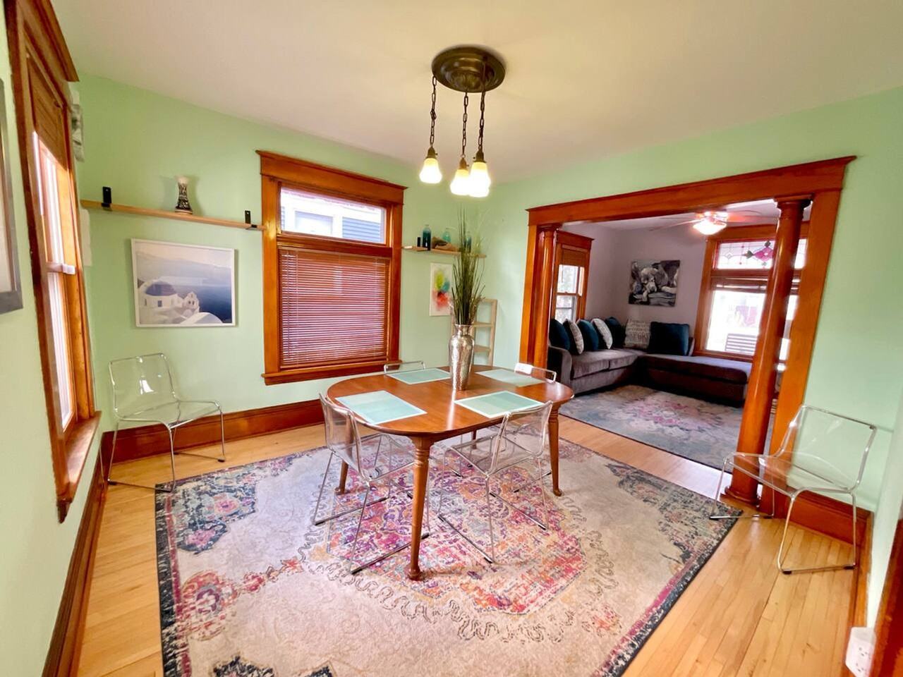 1391 Thomas Ave #1353282P - Photo 2 of 27