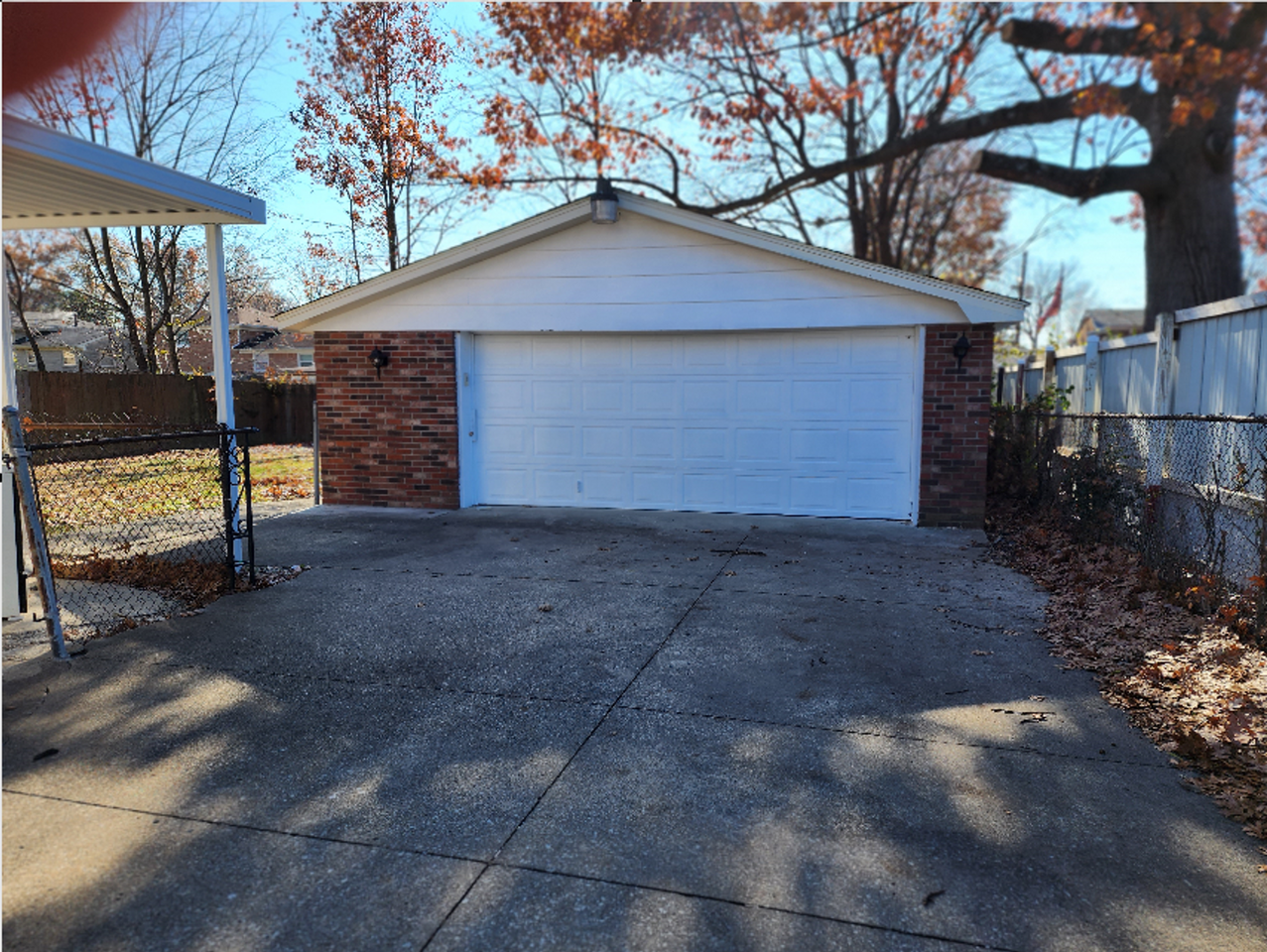 4306 Shady Villa Dr - Photo 6 of 50