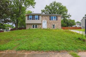 featured image of 629 Harbour Oak Dr