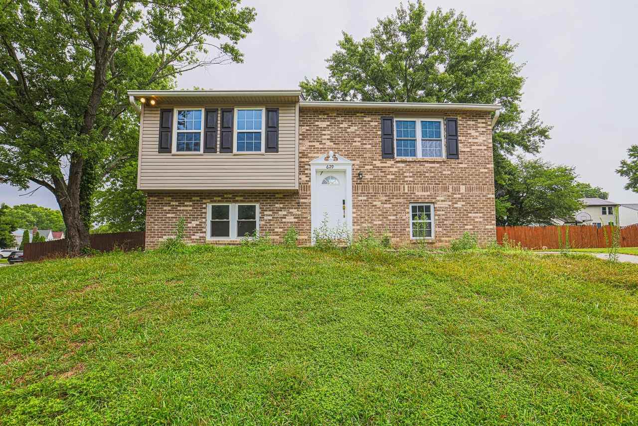 629 Harbour Oak Dr - Photo 2 of 20