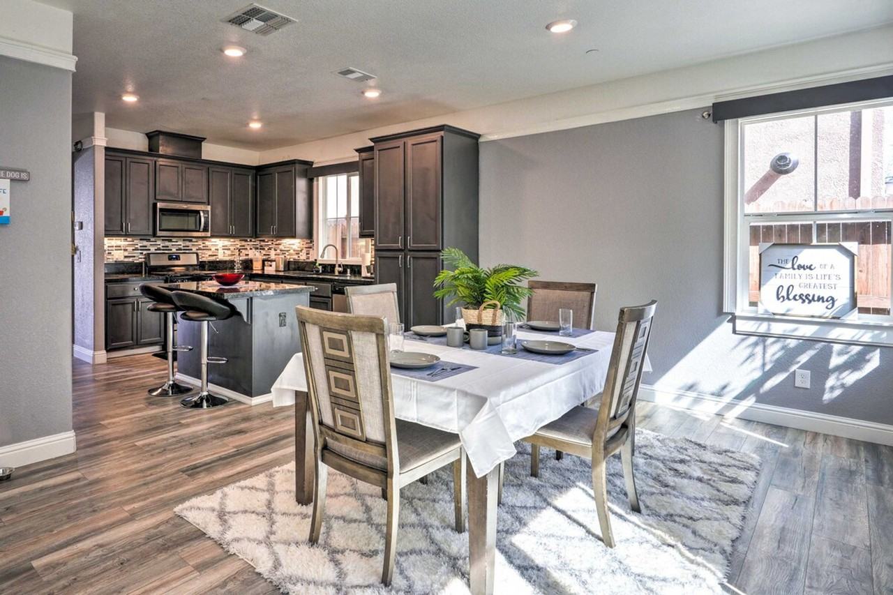 761 Ashwick Loop #1383714P - Photo 2 of 26