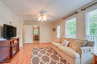 4984 Webster Rd - Photo 1 of 1