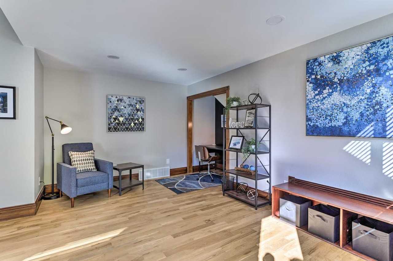 1533 N Williams St #1386042P - Photo 6 of 36