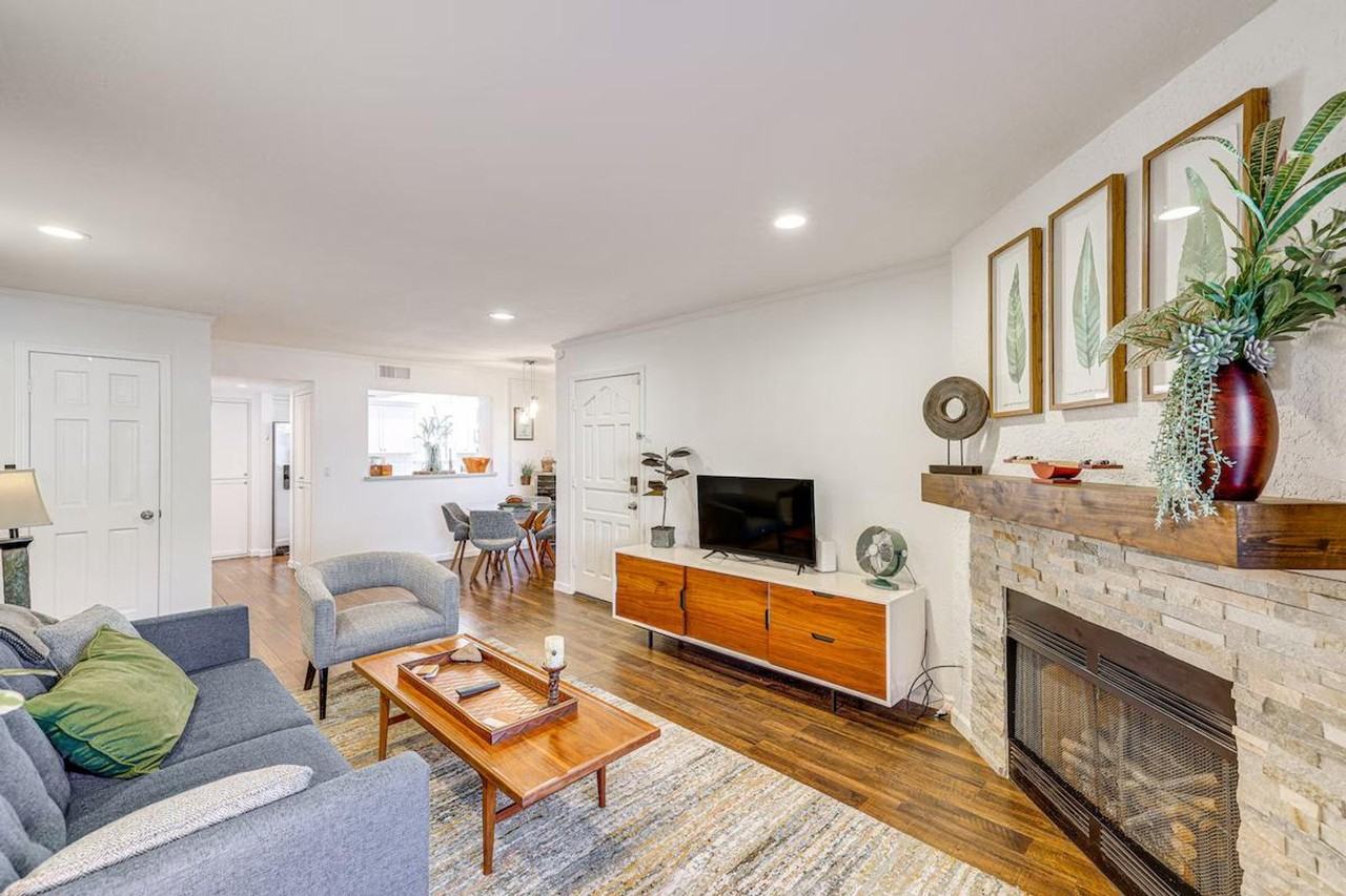 11011 N 92nd St #1386195P - Photo 6 of 27