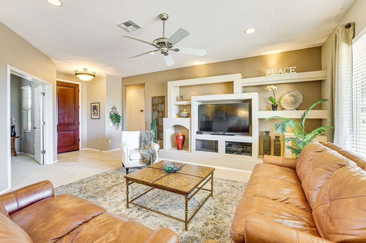 22410 N Arrellaga Dr #1385968P - Photo 2 of 27