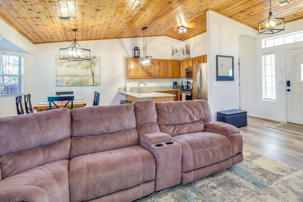 311 S 16th Ave #1385951P - Photo 5 of 25