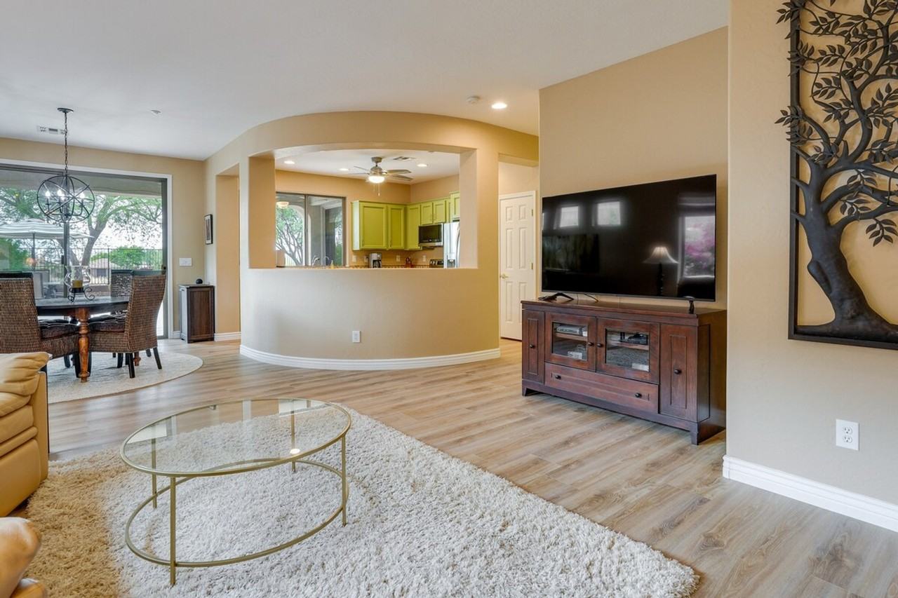 2501 W Myopia Ct #1383698P - Photo 5 of 28