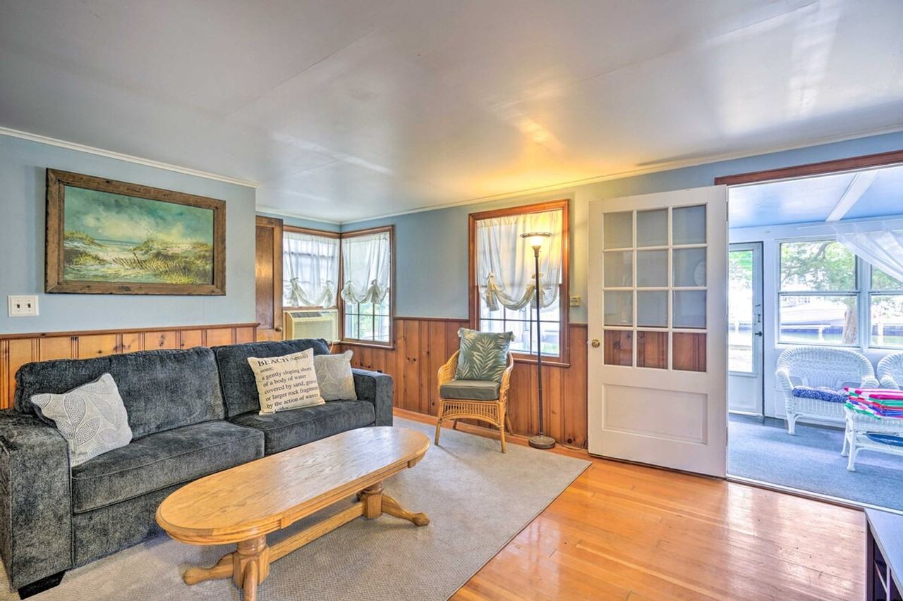 1632 Center St #1300095P - Photo 2 of 29