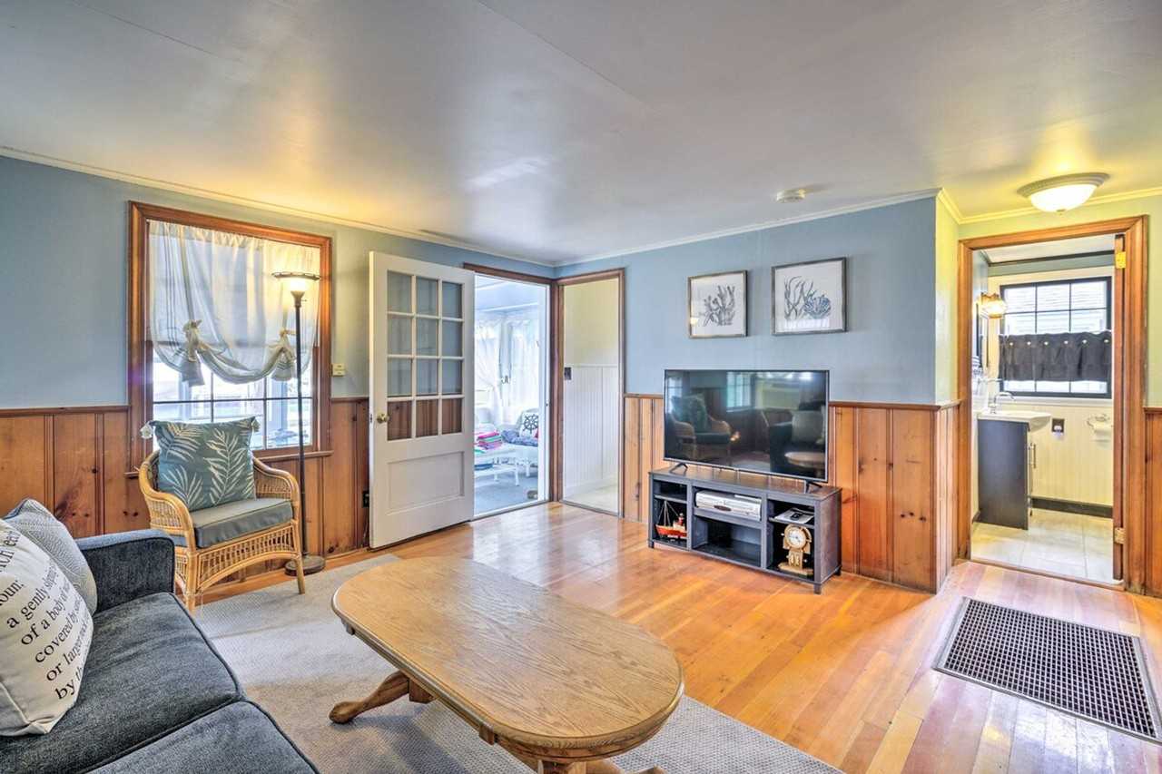 1632 Center St #1300095P - Photo 3 of 29