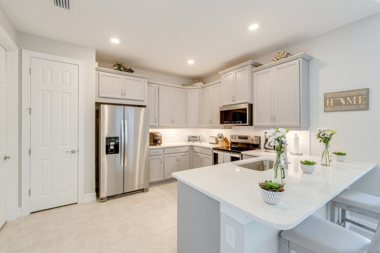 217 Ibiza Loop #1383689P - Photo 6 of 31