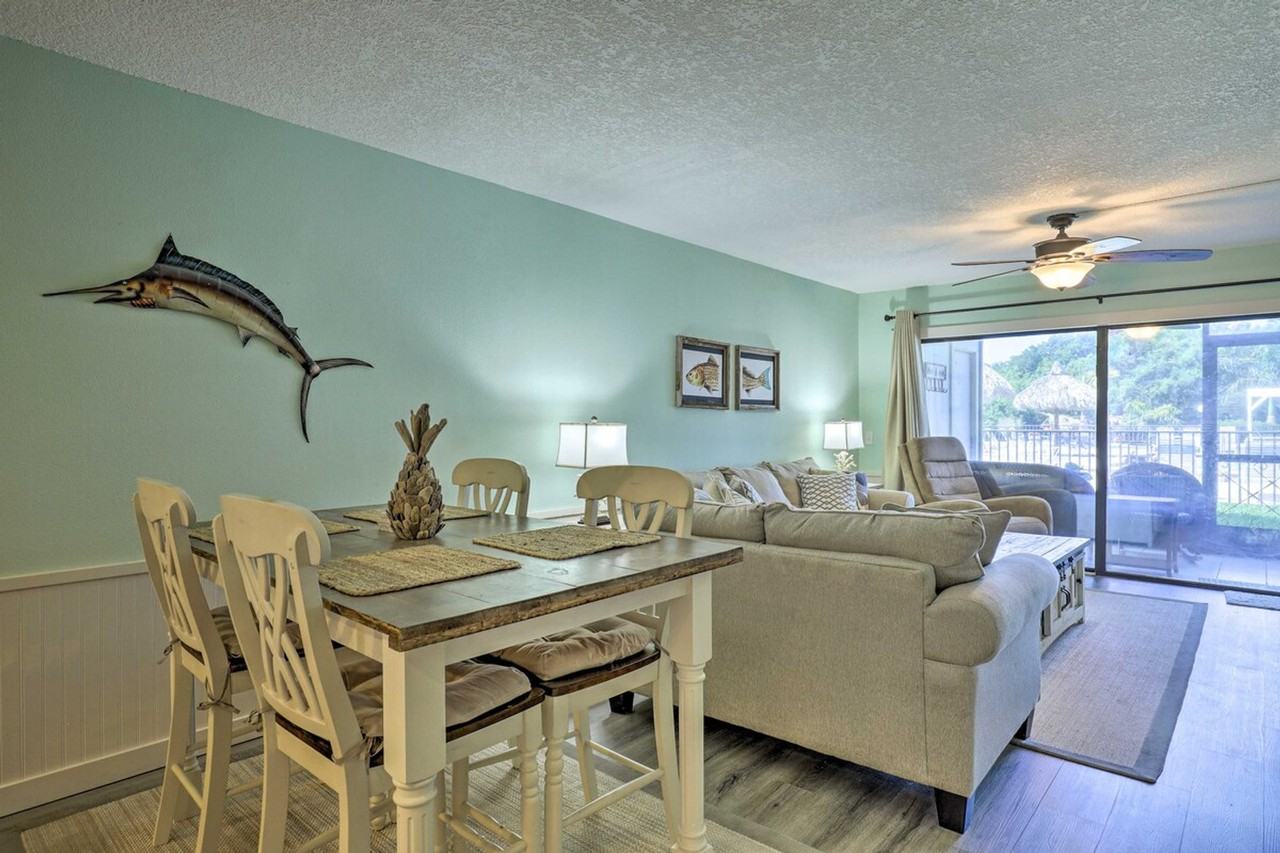 6372 Palma Del Mar Boulevard South - Photo 4 of 27