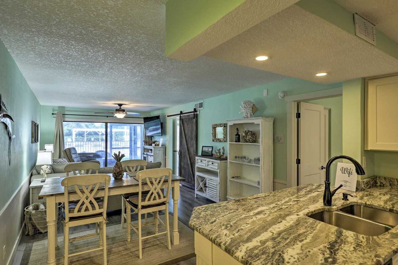 6372 Palma Del Mar Boulevard South - Photo 6 of 27