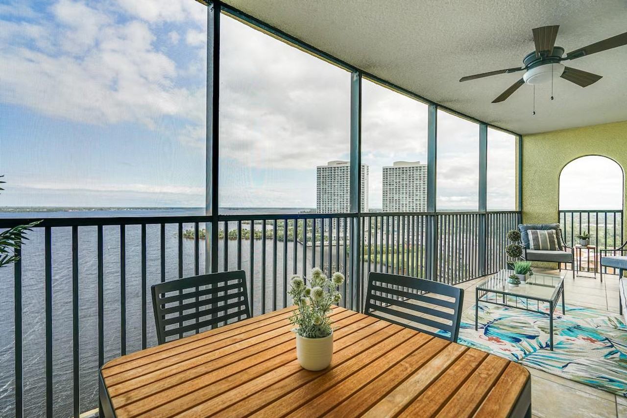 2797 1st St #1386057P - Photo 6 of 35