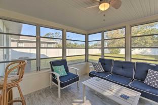 1017 Pineland Ave - Photo 1 of 1