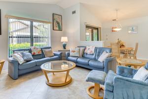 featured image of 11651 Pointe Circle Dr
