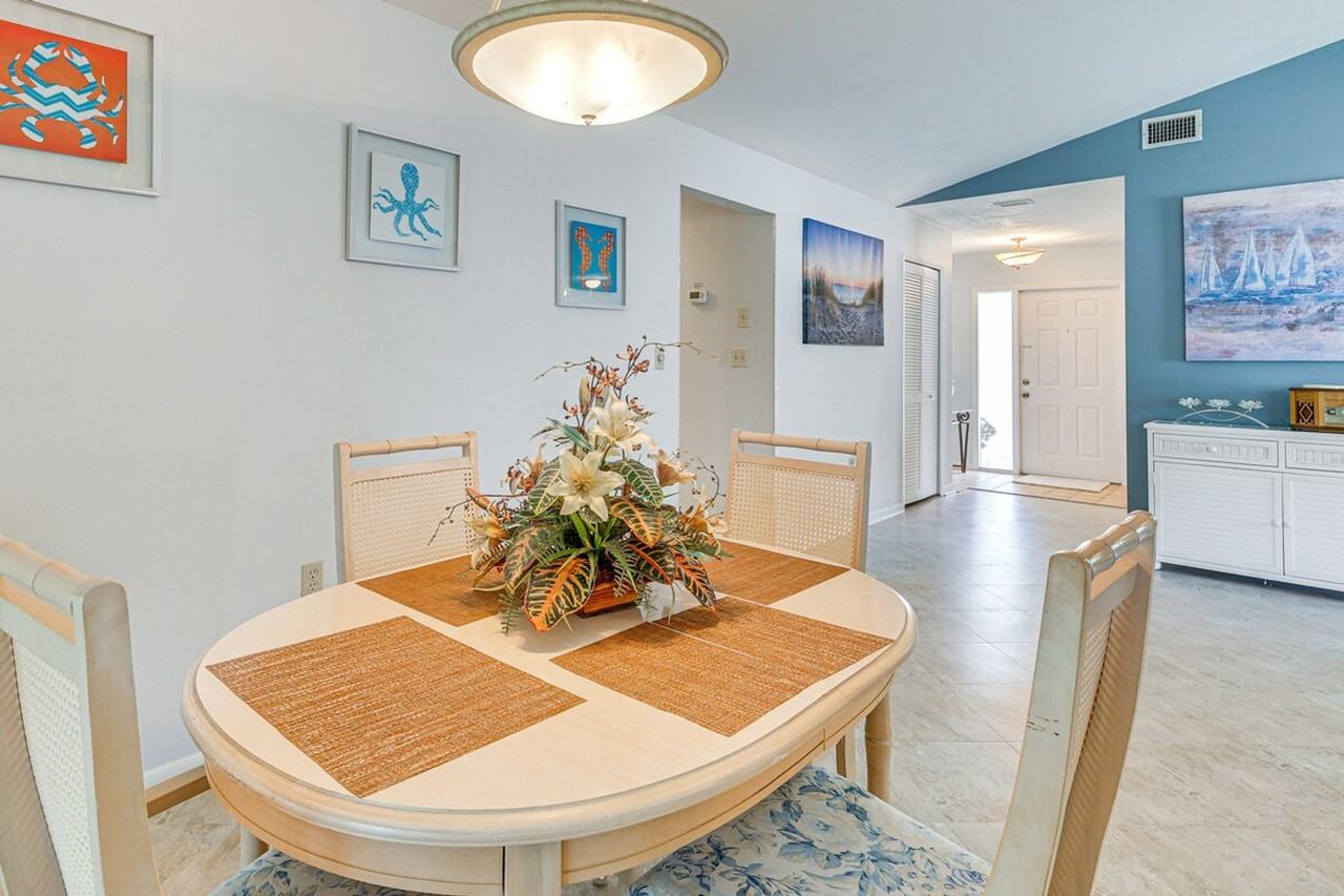 11651 Pointe Circle Dr #1385672P - Photo 7 of 27