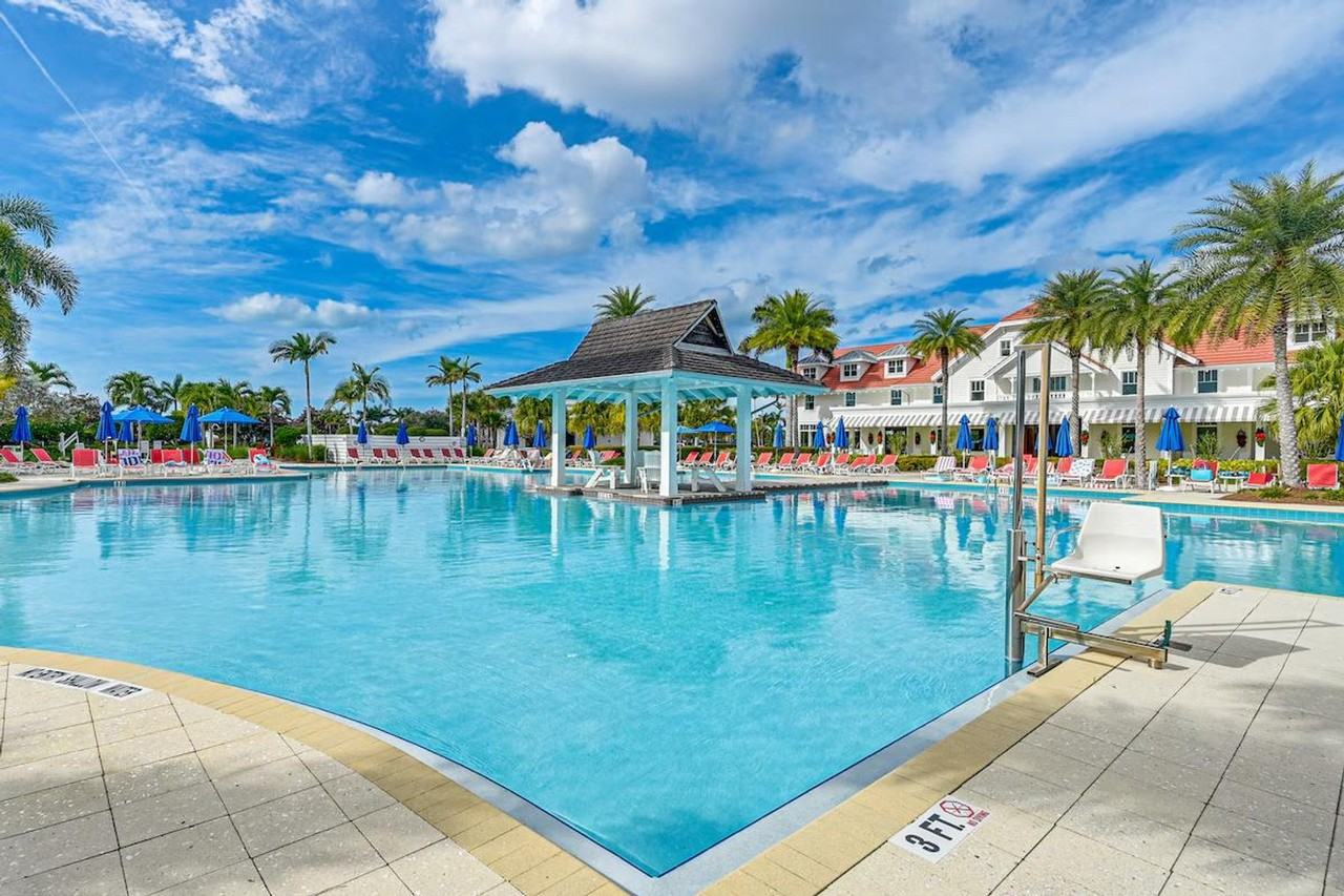 6983 Saona Ct #1385636P - Photo 5 of 35