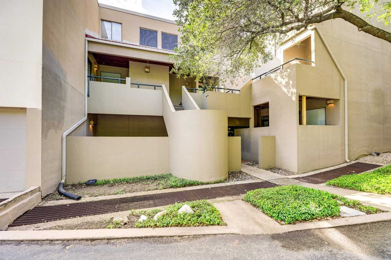 1735 Spyglass Dr #1386028P - Photo 4 of 26