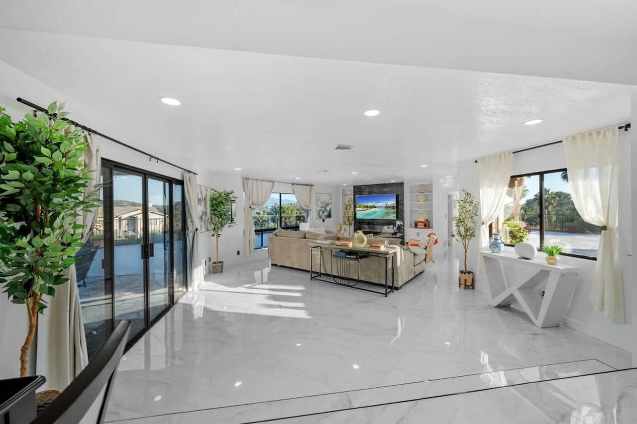 14552 Skyline Truck Trl #1465023P - Photo 3 of 50