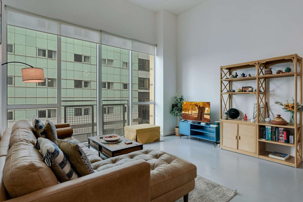 235 Ne 2nd St #1467685P - Photo 3 of 36