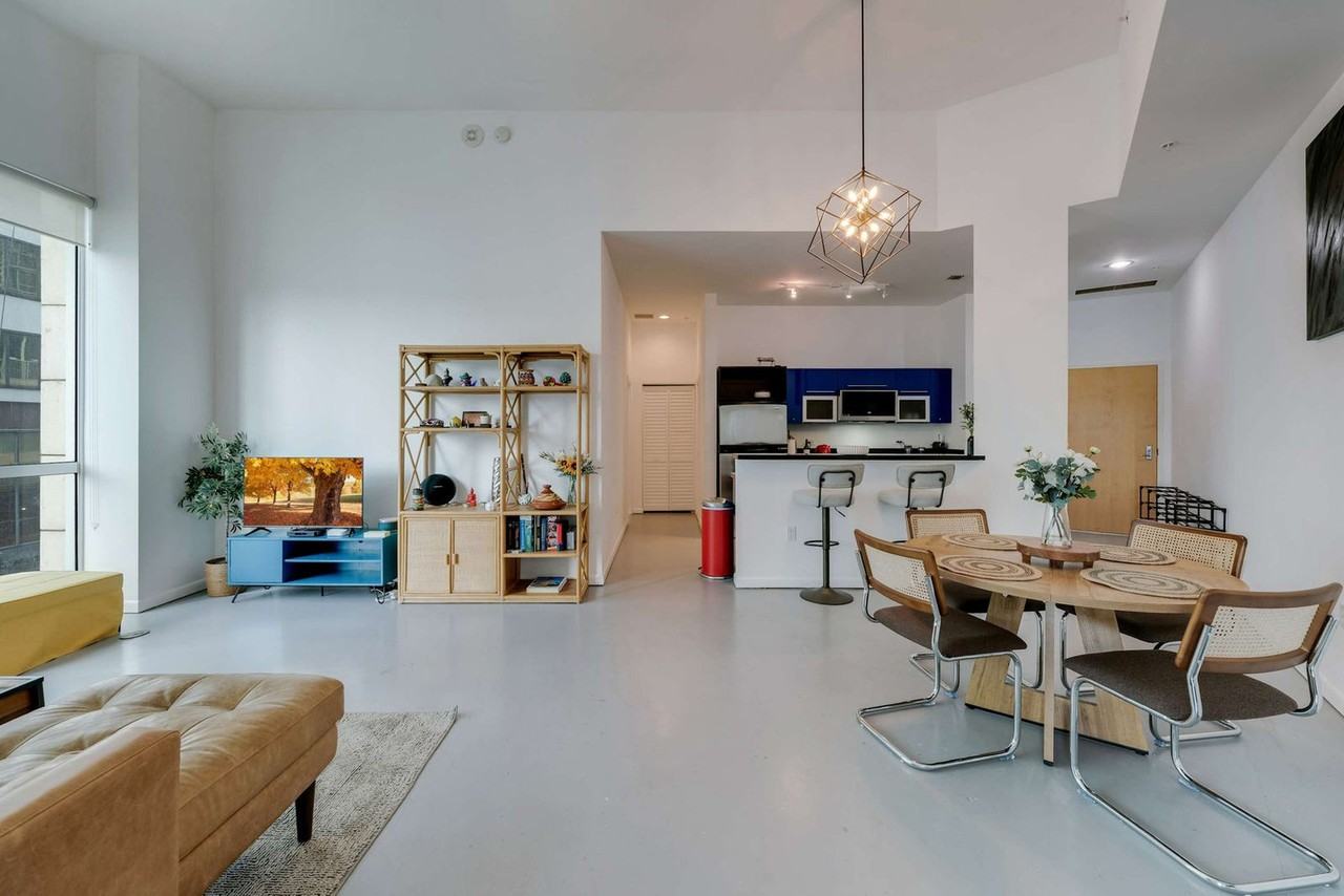 235 Ne 2nd St #1467685P - Photo 4 of 36