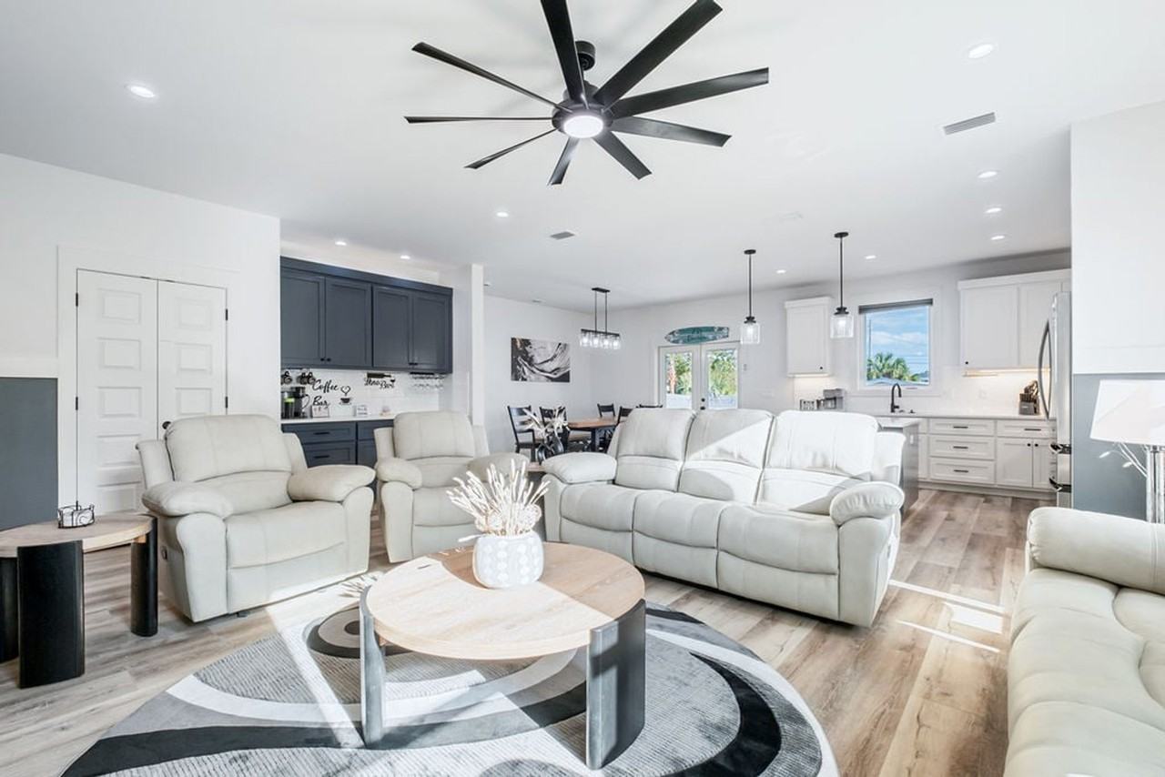 238 Oleander Dr #1462121P - Photo 3 of 50