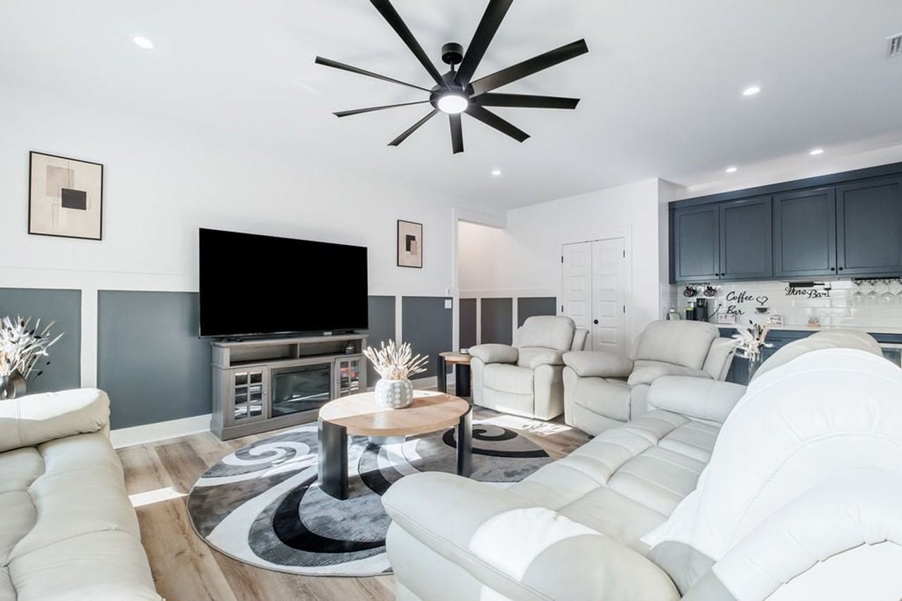 238 Oleander Dr #1462121P - Photo 4 of 50