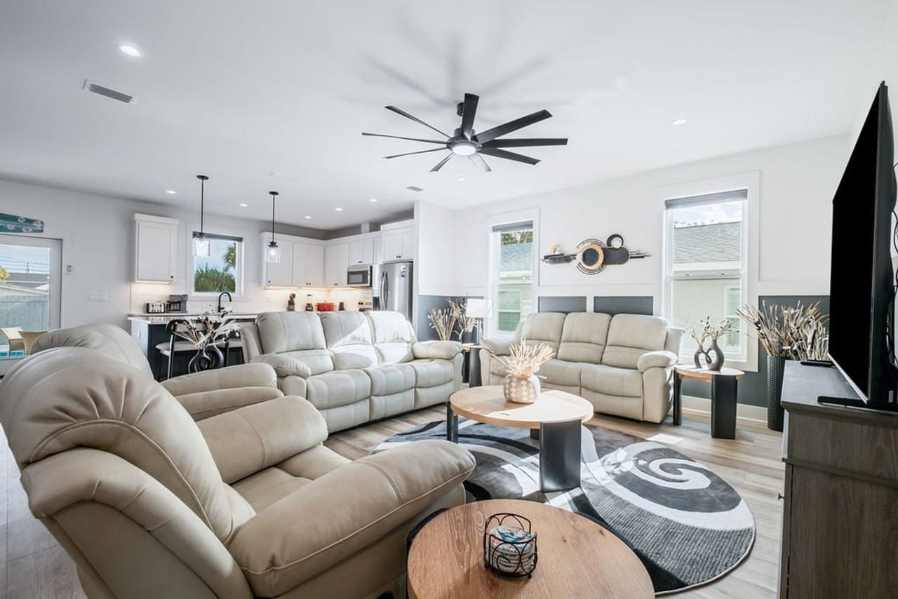 238 Oleander Dr #1462121P - Photo 6 of 50